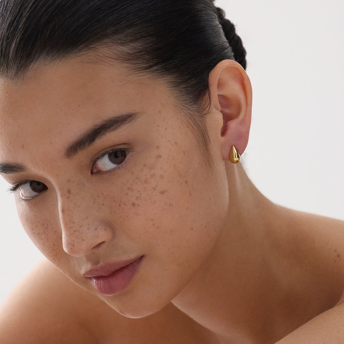 Liora Stud Earrings
